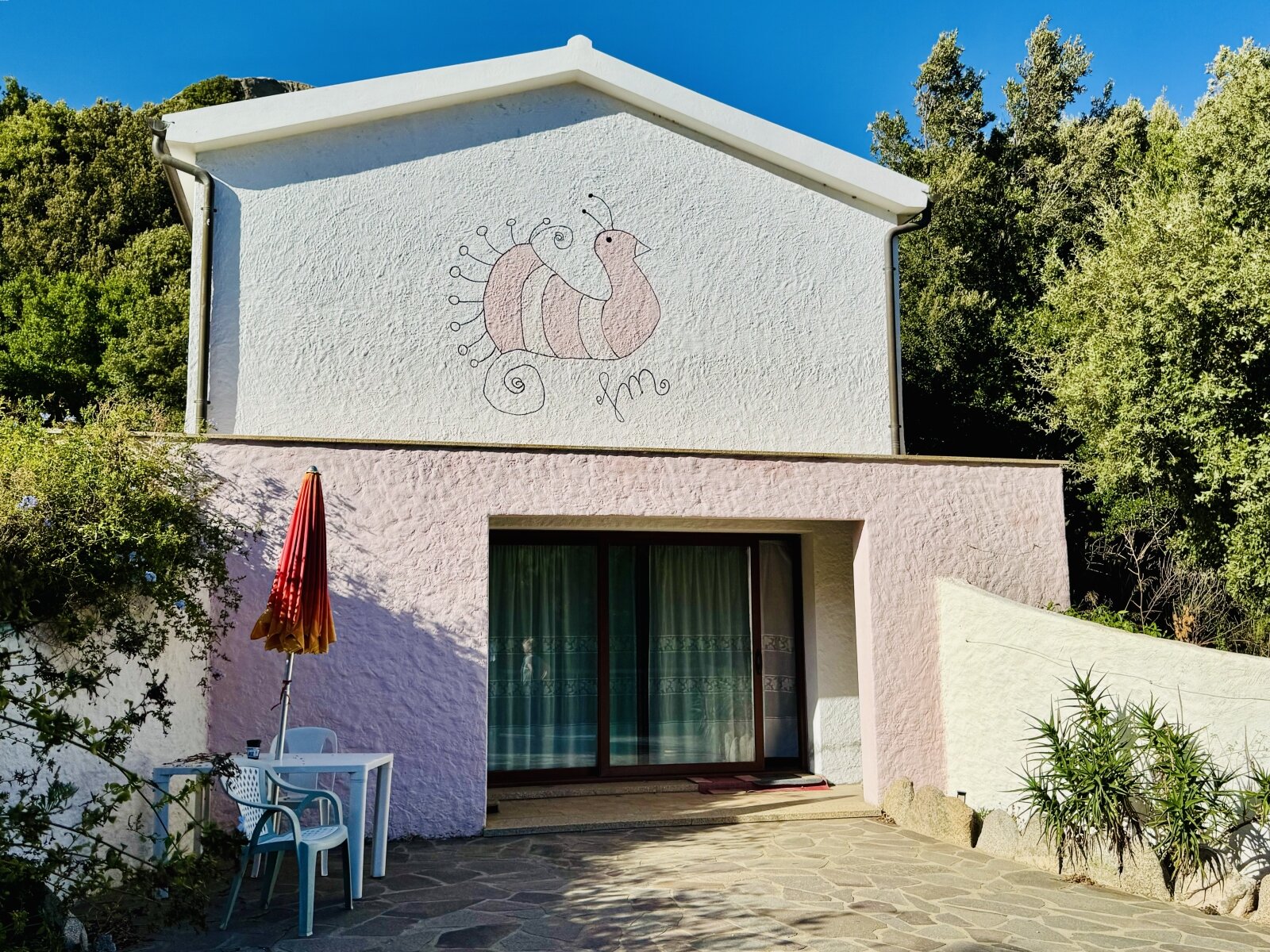 Absolut ruhig gelegen mit ausgebauter Depandance