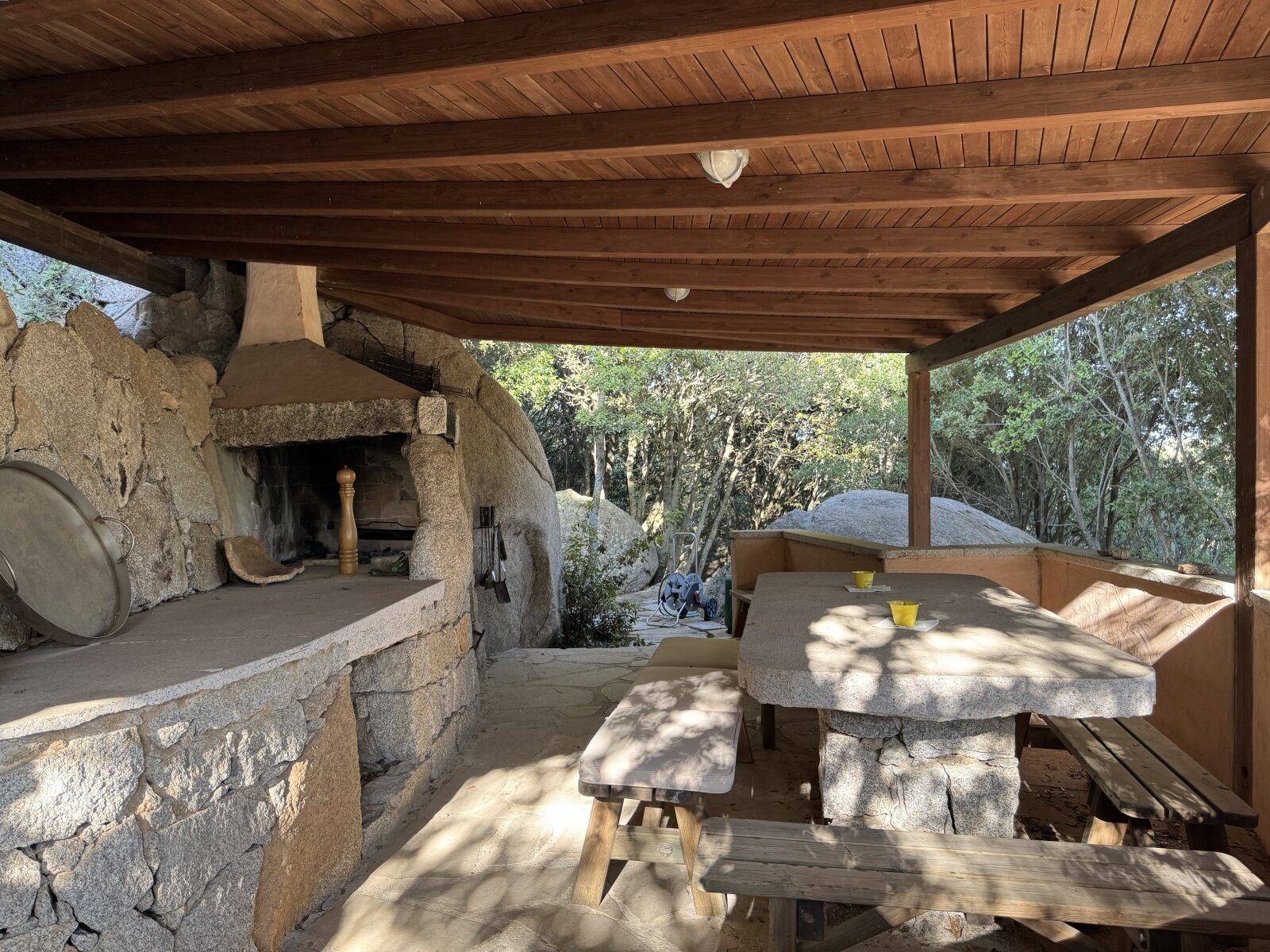 Absolut ruhig gelegen mit ausgebauter Depandance