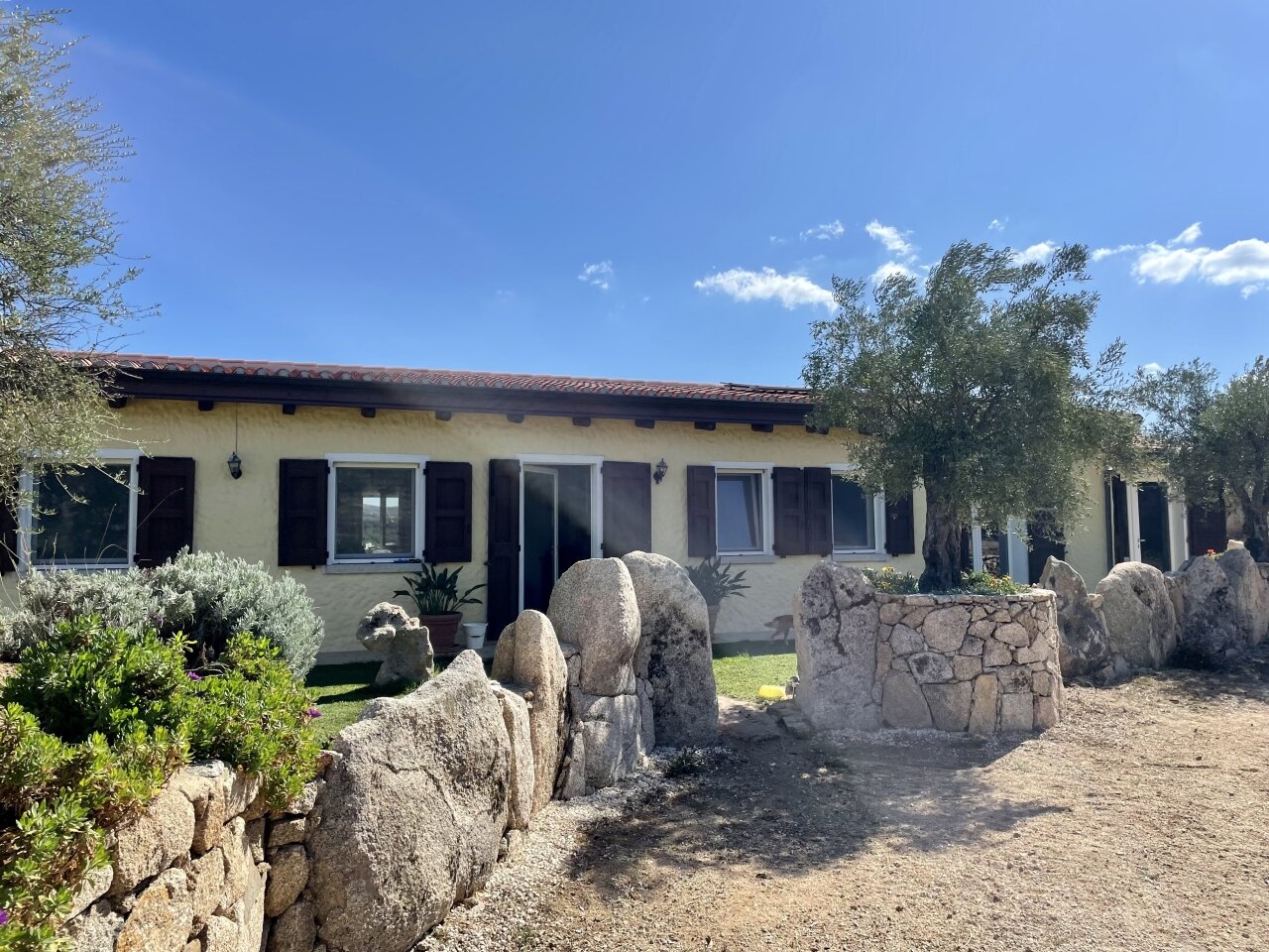 Perfektes Landhaus mit Pool in Gallura, 3 Hektar