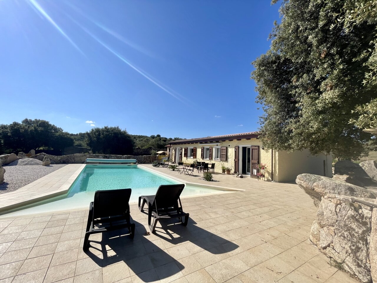 Perfektes Landhaus mit Pool in Gallura, 3 Hektar