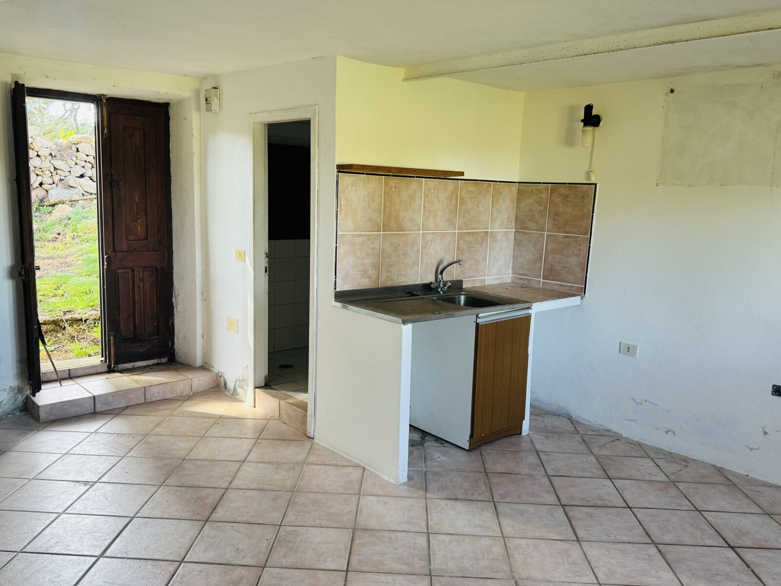 Großes Haus mit 4 Appartements, 60 Hektar, Meerblick