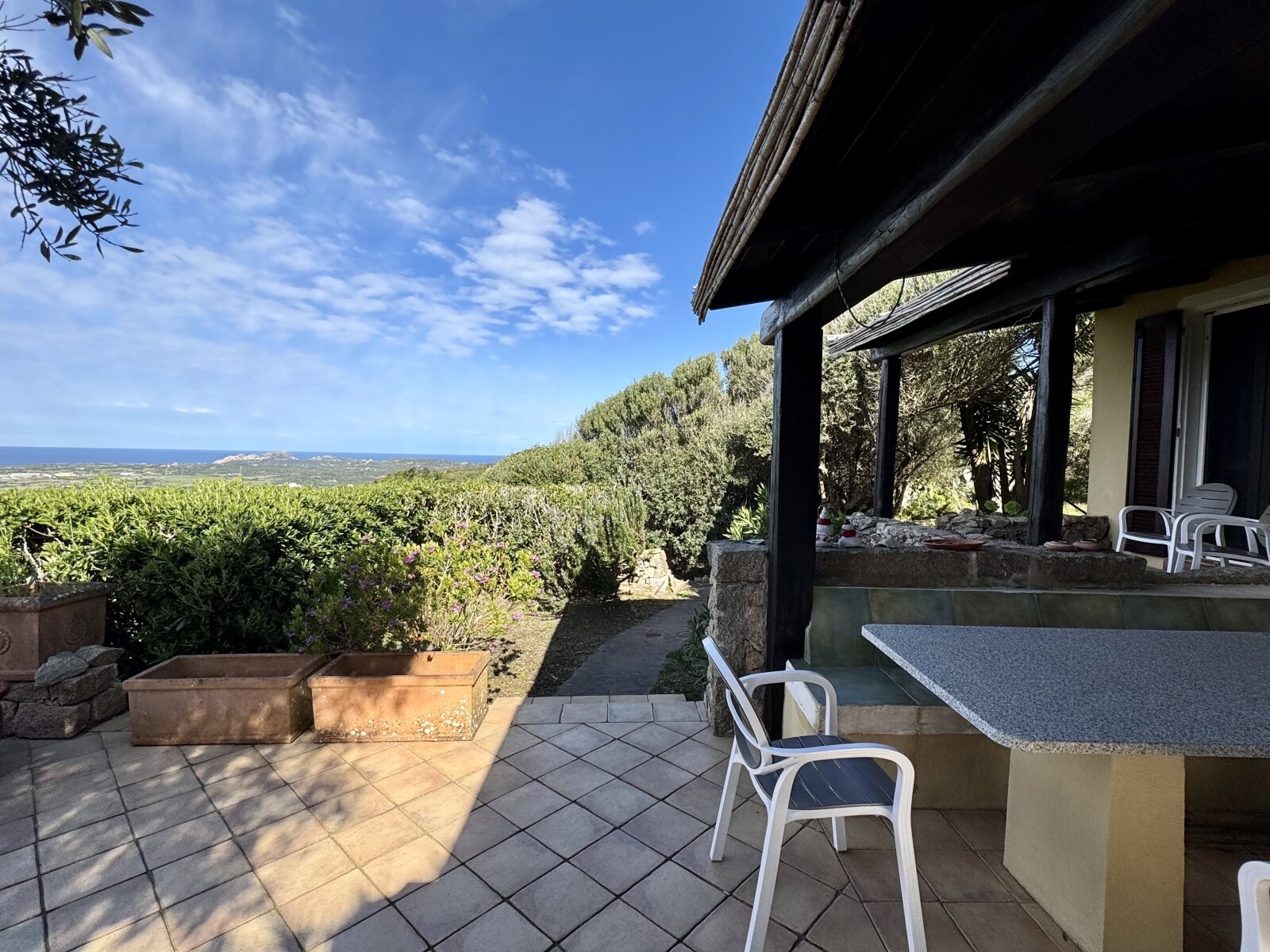 Sehr gepflegte Villetta mit fantastischem Meerblick, Santa Teresa Gallura