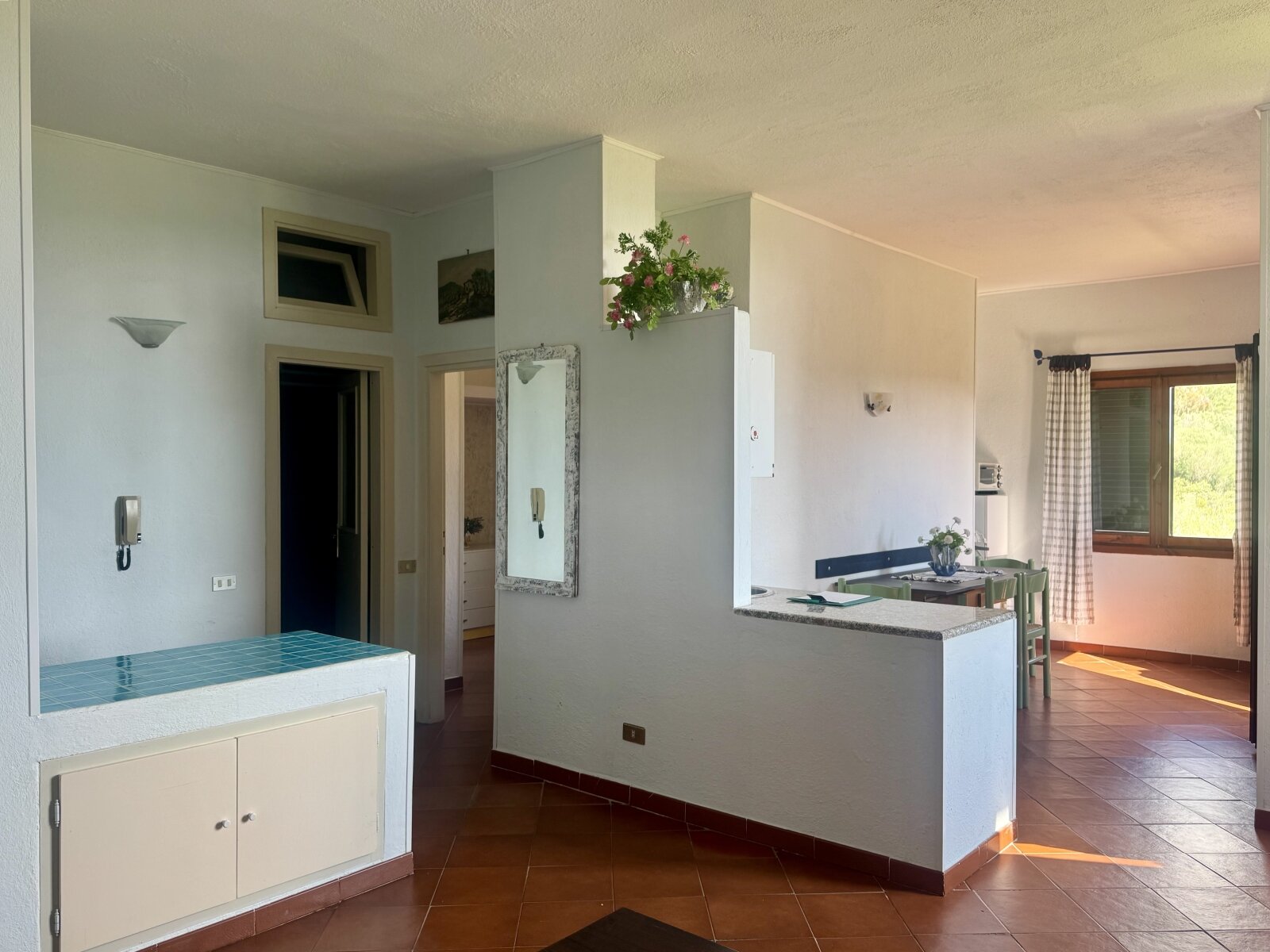 3 Zi.-Ferienwohnung in Porto Pozzo, ruhig, Meerblick