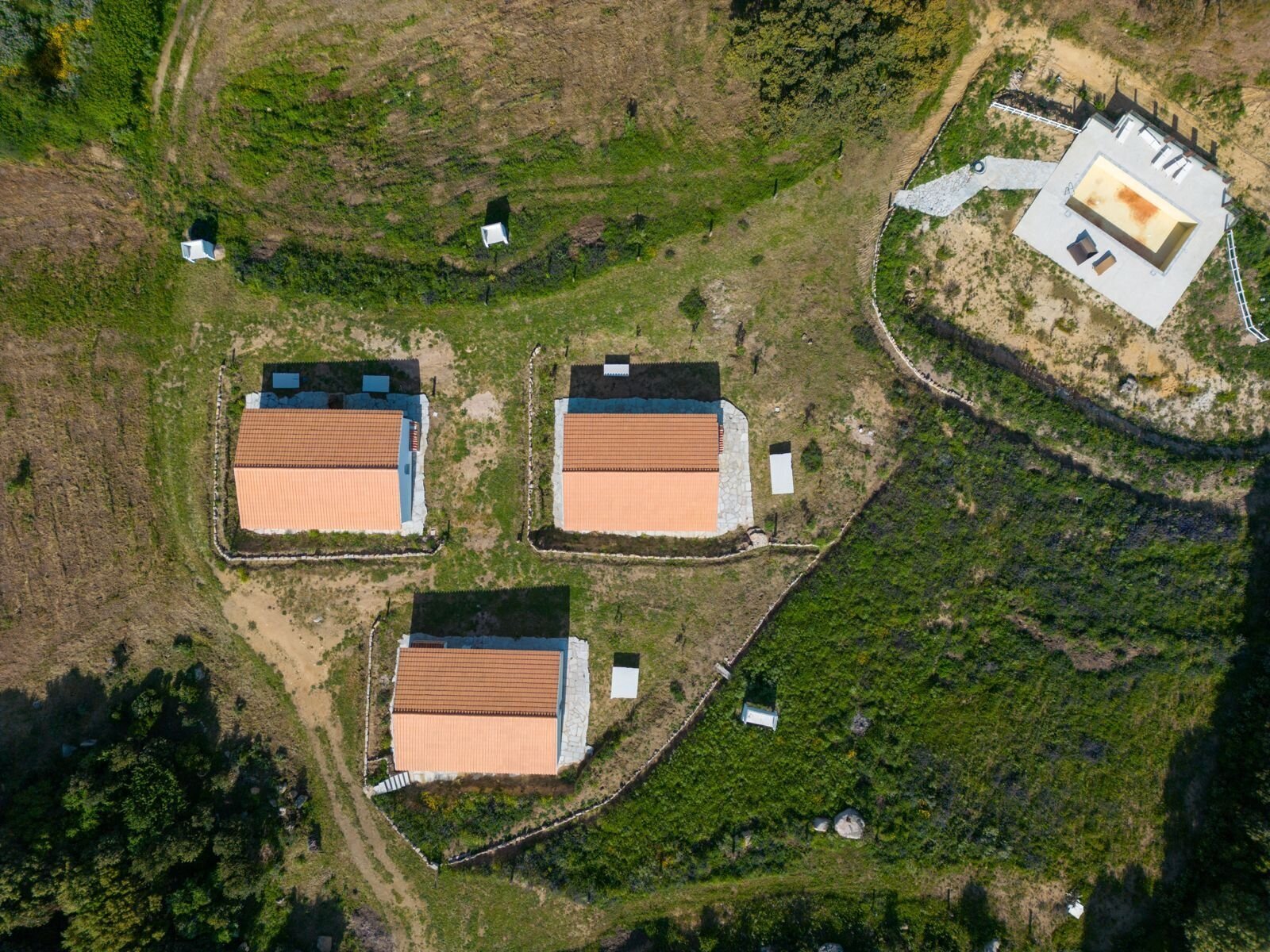 3 Häuser, Pool, Ruhe, Meerblick, 5 Hektar, Luogosanto
