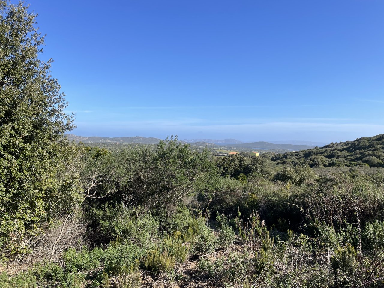 Grundstück Val di Mela mit Meerblick Grundstück Val di Mela mit Meerblick