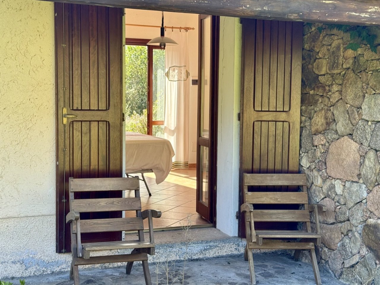 kleine Terrasse vor Einliegerwohnung kleine Terrasse vor Einliegerwohnung