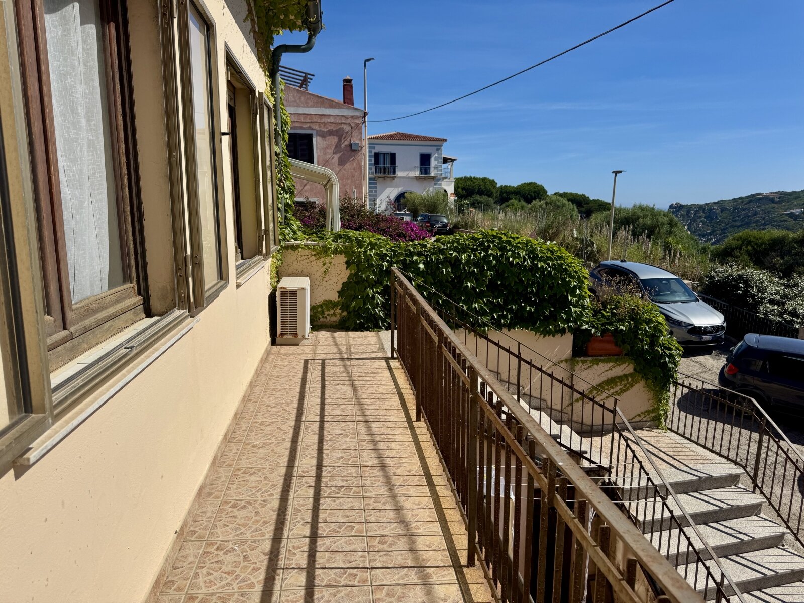 Eingang Via Carducci Eingang Via Carducci