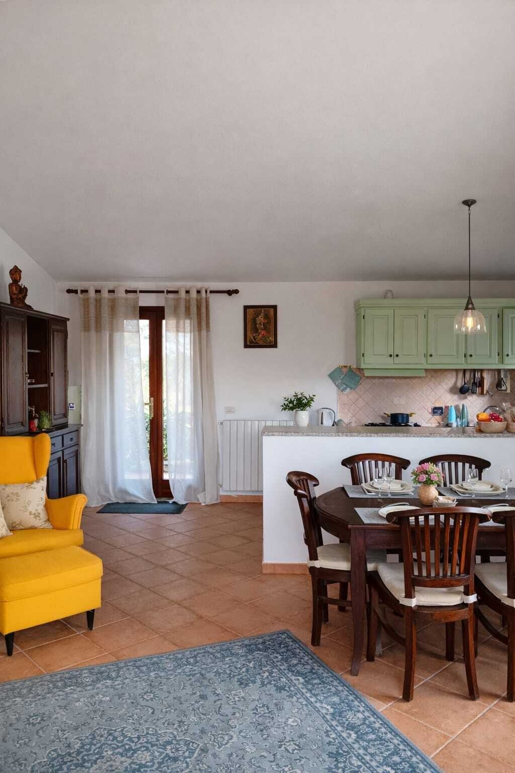 Absolutely peacefully located with an expanded annexe.