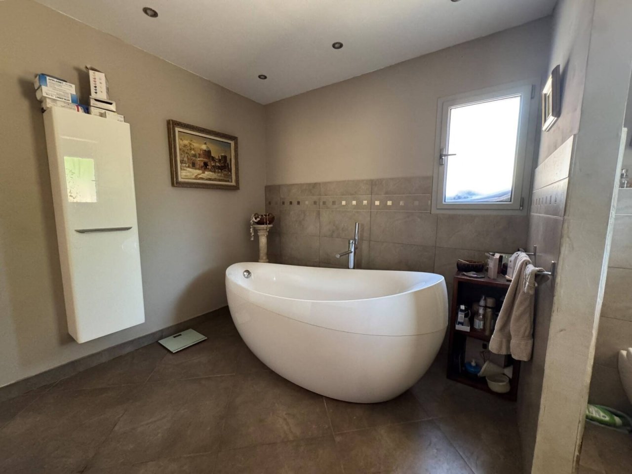 Große Badewanne Große Badewanne