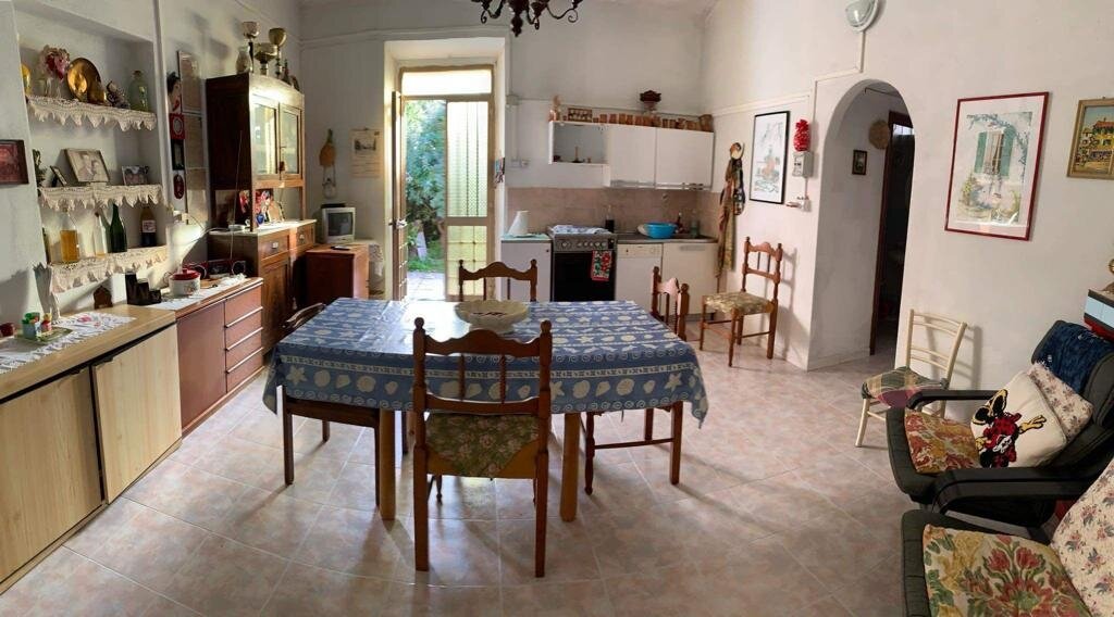 Küche/Wohnzimmer Küche/Wohnzimmer