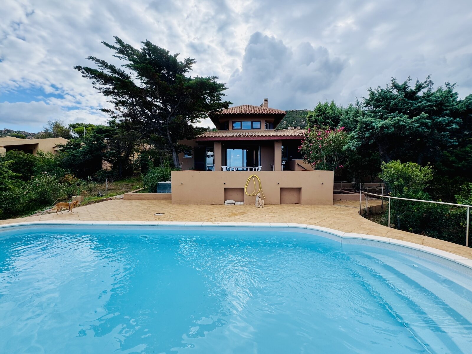Mediterranean pool oasis with sea view - your dream house between sky and coast Mediterranean pool oasis with sea view - your dream house between sky and coast