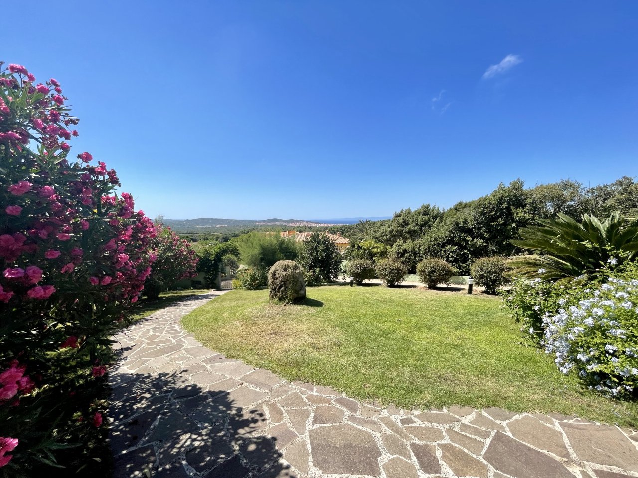 Garten mit Meerblick