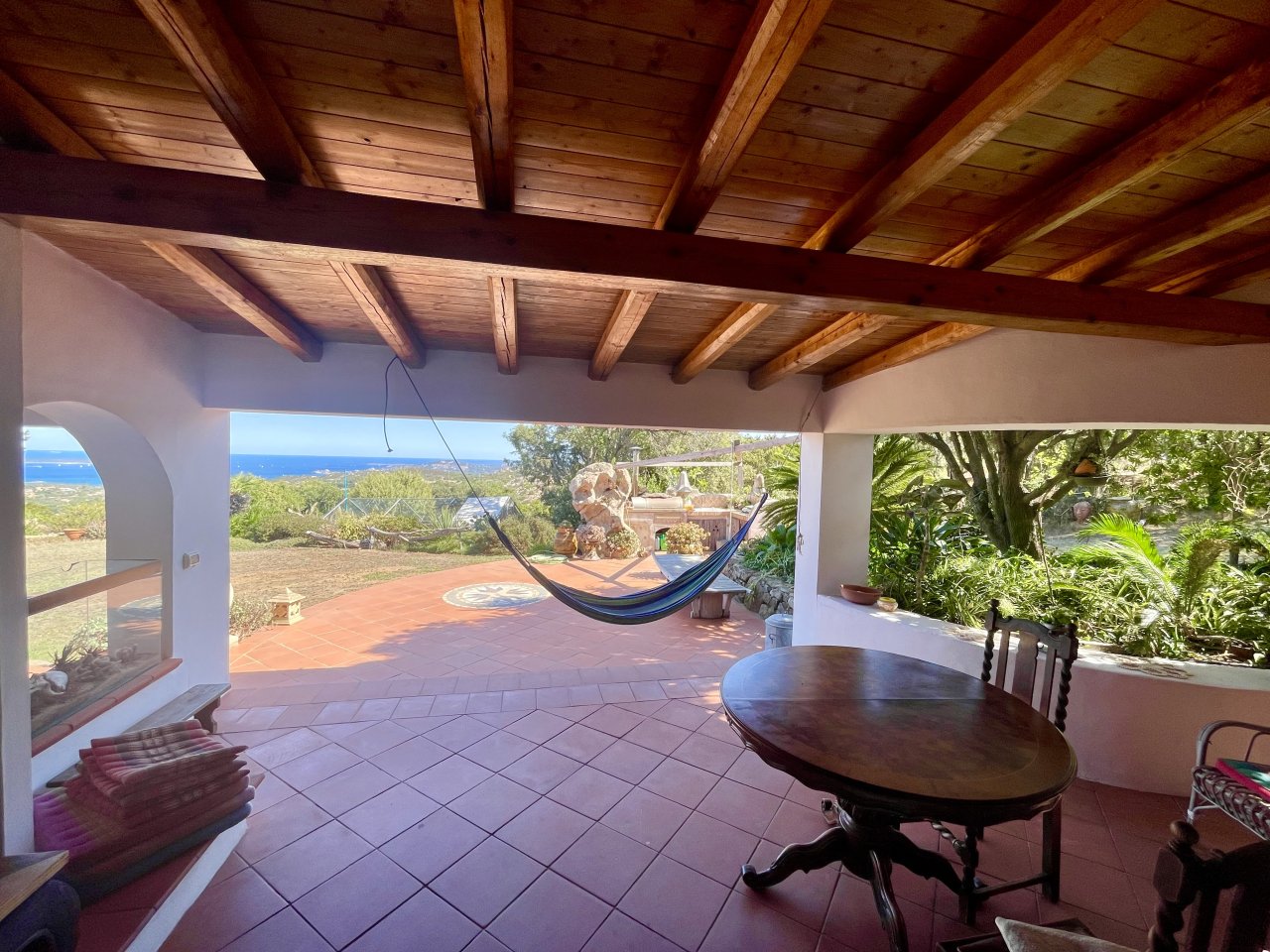 Terrazza mediterranea con vista mare - il vostro luogo ideale per rilassarsi e godersi! Terrazza mediterranea con vista mare - il vostro luogo ideale per rilassarsi e godersi!